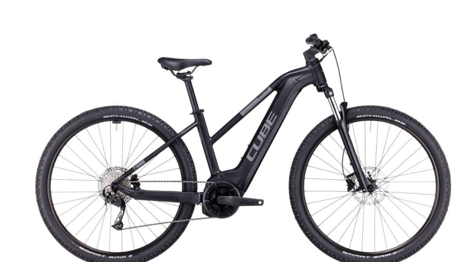 CUBE REACTION HYBRID PERFORMANCE 625 BLACK/GREY 2023
