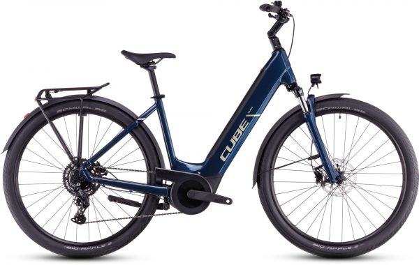 TOURING HYBRID ONE 625 bike