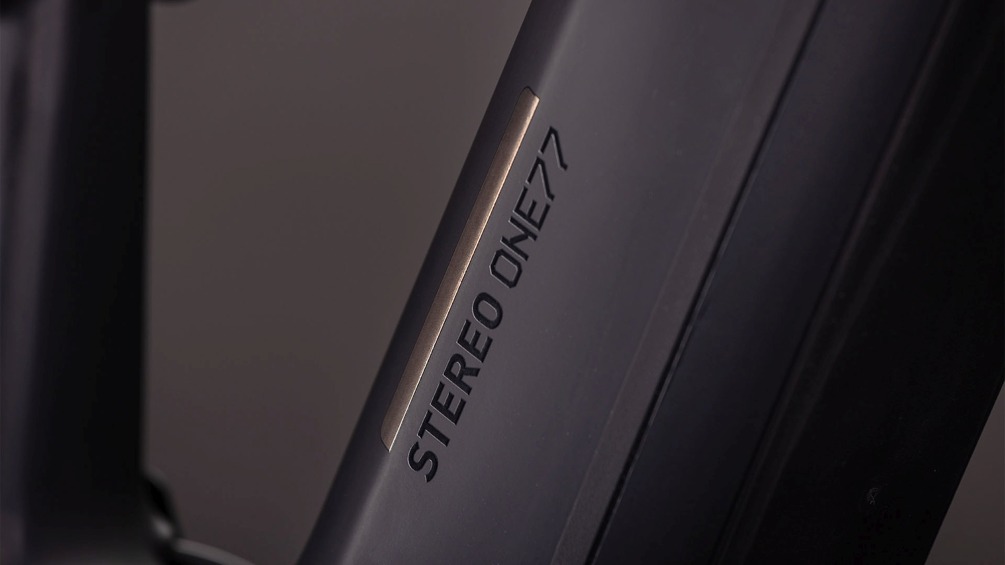 STEREO HYBRID ONE77 HPC SLX 800 BLACKLINE - Image 5