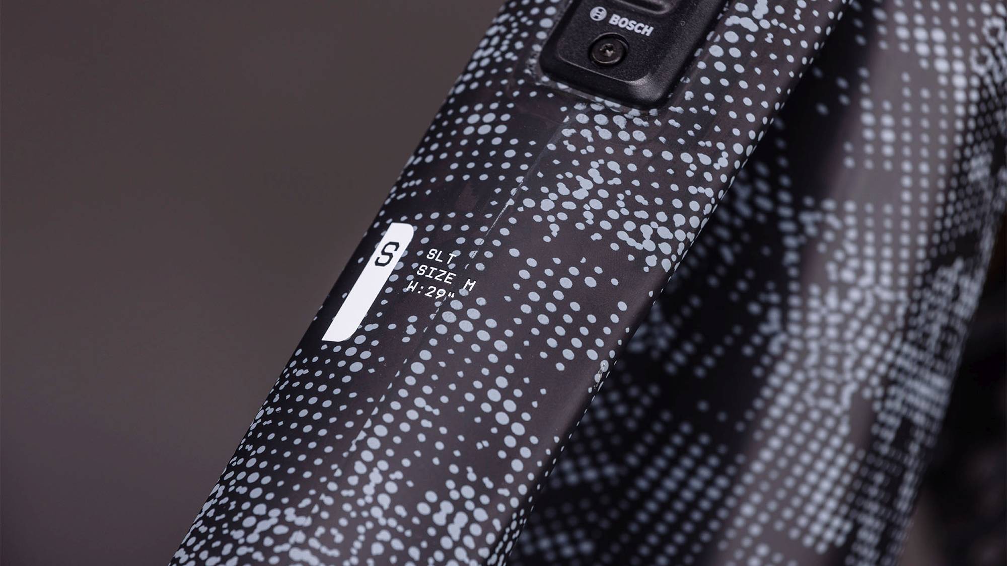 AMS HYBRID ONE44 C:68X SLT 400X MATRIXBLACK/WHITE - Image 3