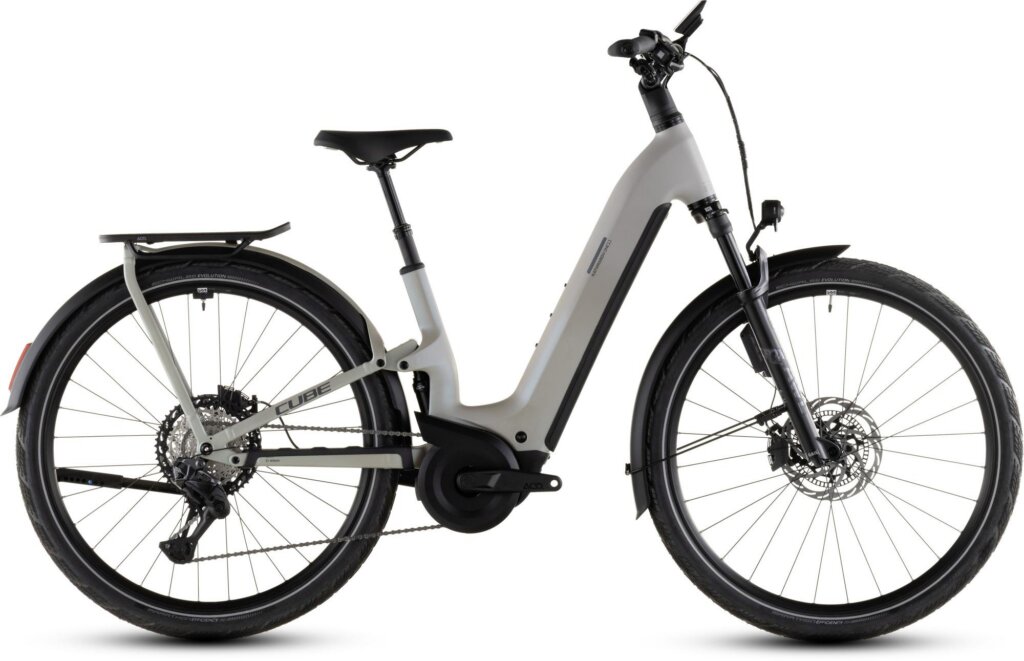 Kathmandu Hybrid ONE11 HPC SLT 800 Touring