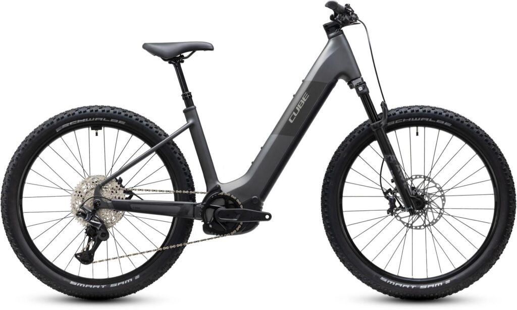 REACTION HYBRID RACE 800