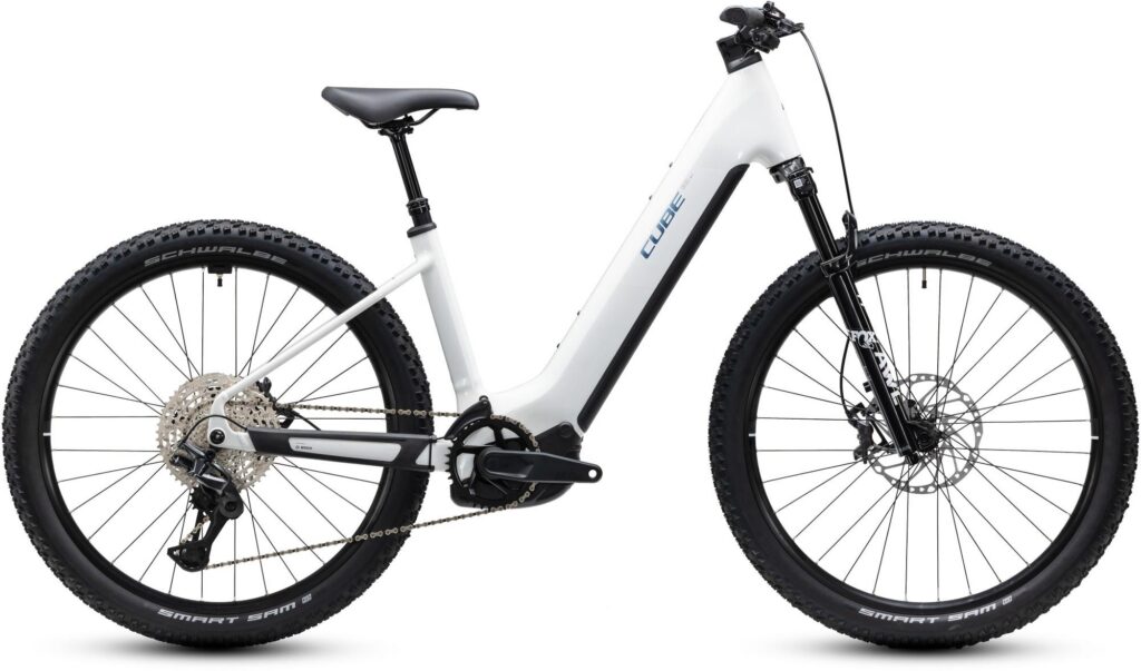 REACTION HYBRID RACE 800